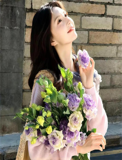 色迷睡美人(陪睡美人)服装道具解析：时代还原与细节设计评价